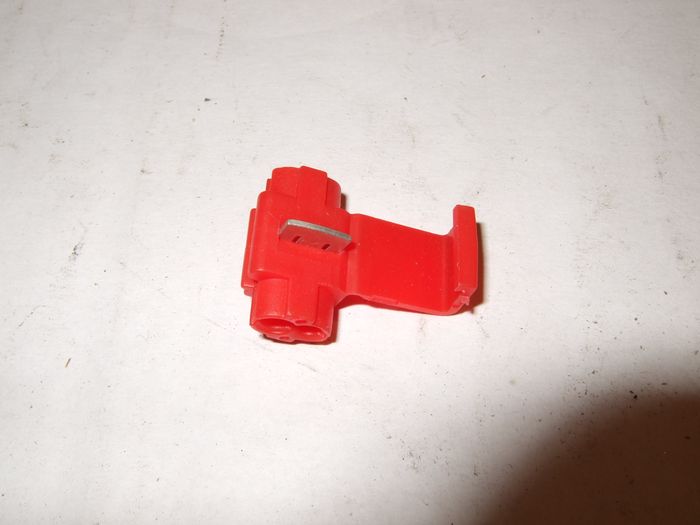 Abzweigverbinder, rot, Lieferumfang 1 Stk.