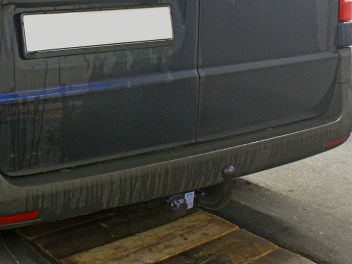 Anhängerkupplung für Mercedes-V-Klasse W447, mit Elektrosatzvorbereitung, Baureihe 2014-2024 starr