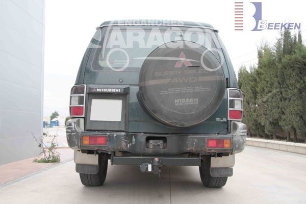 Anhängerkupplung für Mitsubishi-Pajero V20, V40, Classic, kurzer u. langer Radstand, Baureihe 2001-2004 starr