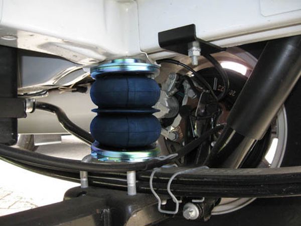 Citroen Jumper Eurochassis 244 (2002-2005), passende Zusatz-Luftfederung 8 Zoll Zweikreis Doppelfaltenbalg- Anlage, syst. LF1B