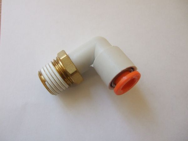 (LF1A) Balganschluss abgewinkelt, Gewinde 1/8, Schlauch 1/4 Zoll, 6,35 mm