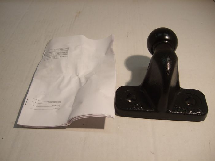 Kupplungskugel- 2- Loch 75mm über, 30,5 kN